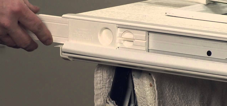 aluminum storefront door repair Strawberry